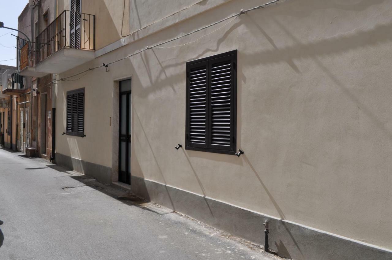 Hotel Casanetina Noto Exteriér fotografie